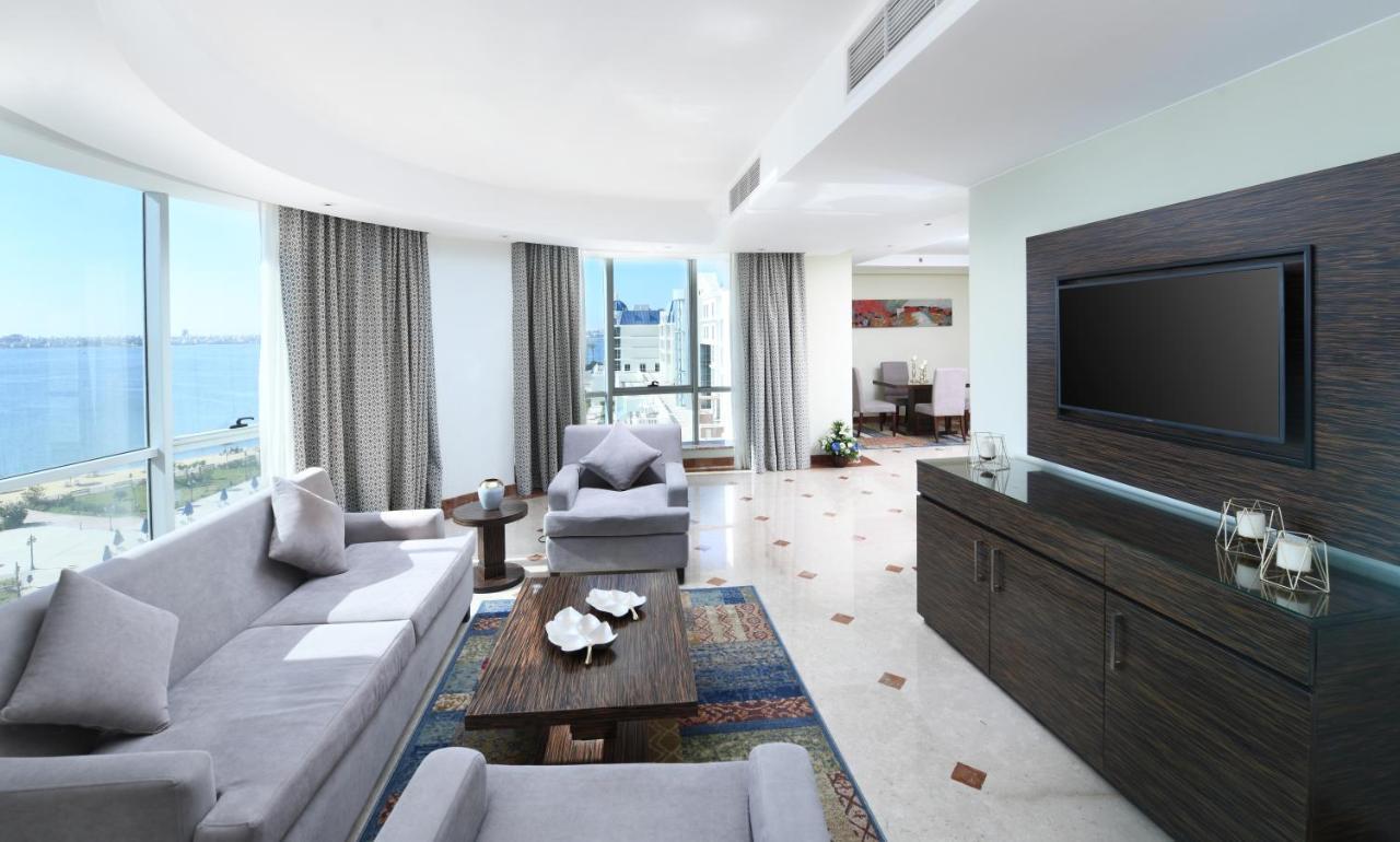 Tolip El Forsan Hotel Ismailia Exterior foto A suite at the Hilton Tel Aviv