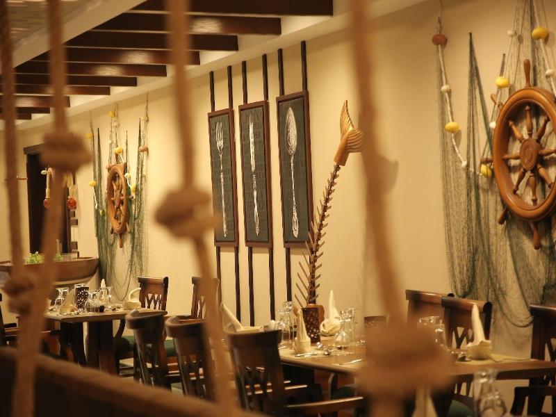 Tolip El Forsan Hotel Ismailia Exterior foto Interior of the restaurant