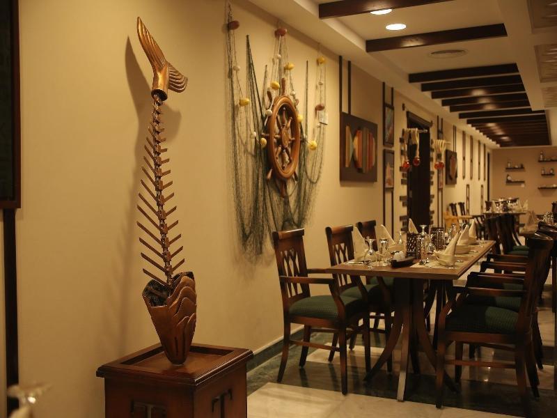 Tolip El Forsan Hotel Ismailia Exterior foto The interior of the restaurant